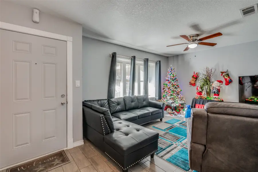 7160 Jay Lane, Azle, TX 76020 - #2