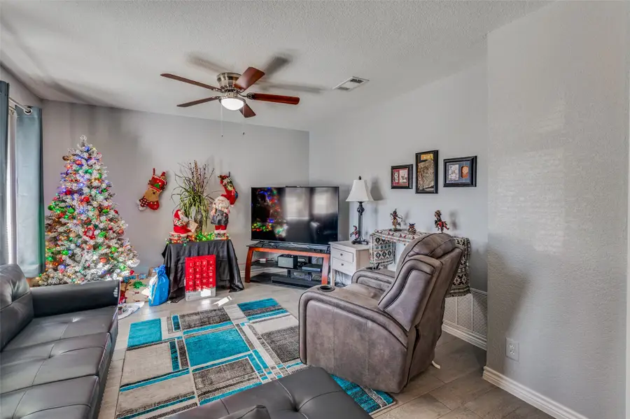 7160 Jay Lane, Azle, TX 76020 - #3