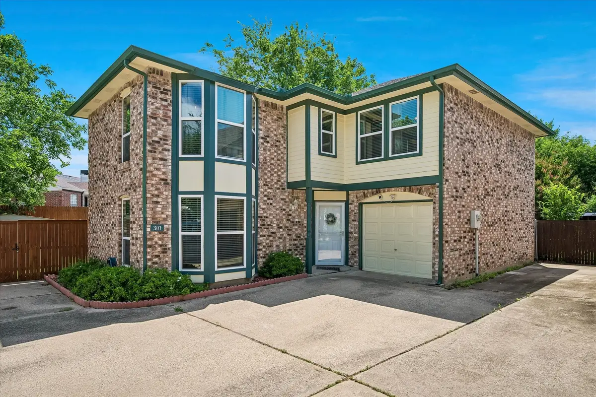 301 Stoneledge Drive, Irving, TX 75063 - #1