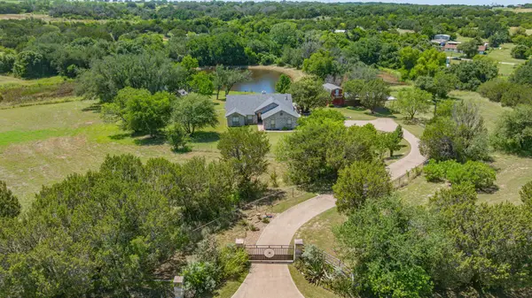 5500 Friendship Road, Tolar, TX 76476