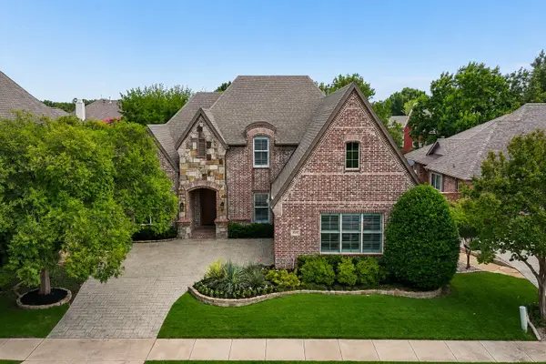 425 Waterford Lane, Colleyville, TX 76034