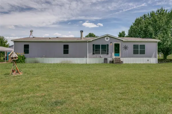 10900 Pikes Peak, Venus, TX 76084
