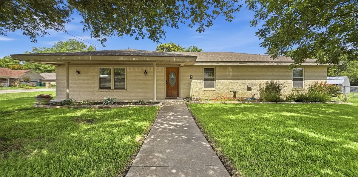610 Meadowlark Street, Hamilton, TX 76531 - #1