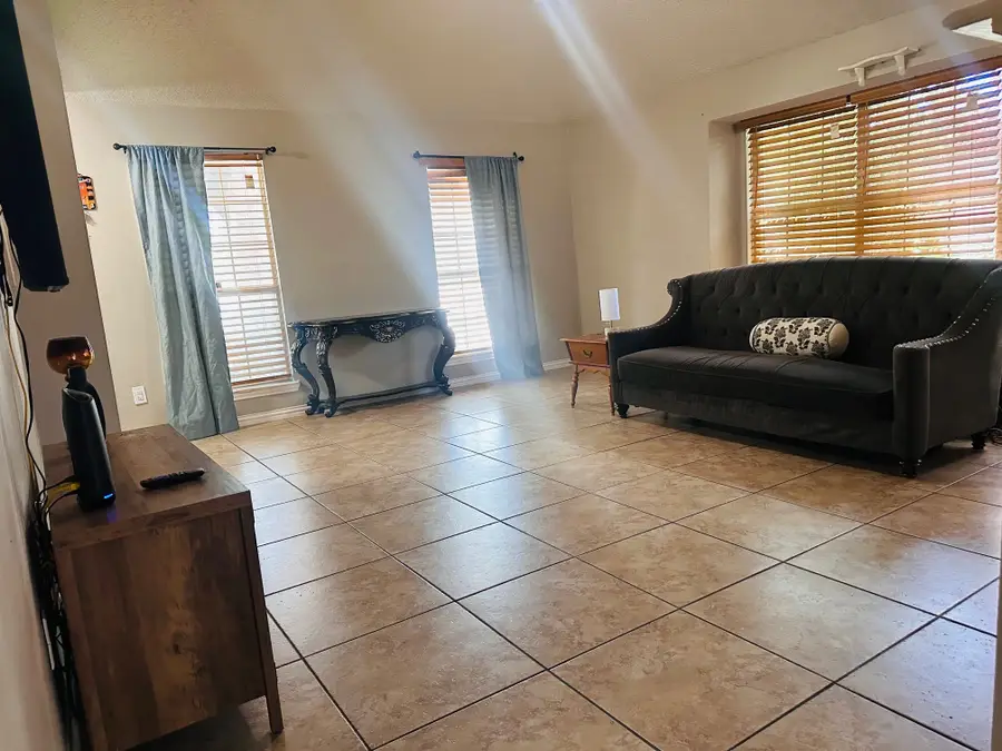 8501 Brushy Creek Trail, Fort Worth, TX 76118 - #2
