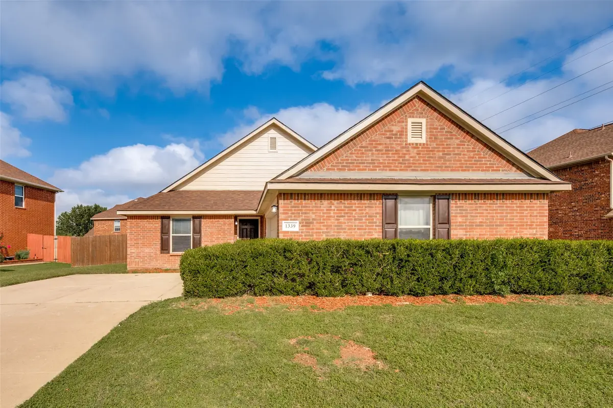 1339 4th Street, Grand Prairie, TX 75051 - #1