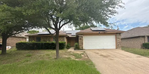 914 Larue Drive, Cedar Hill, TX 75104