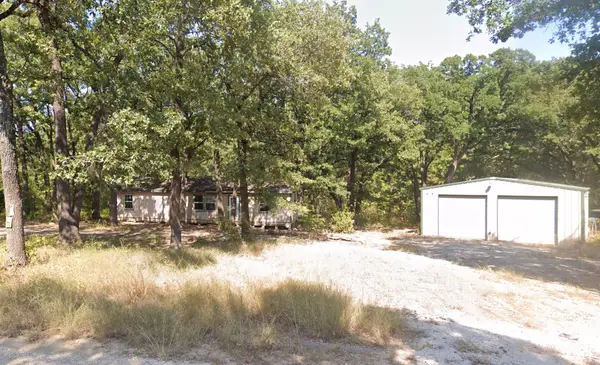 10677 Hilltop Circle, Quinlan, TX 75474