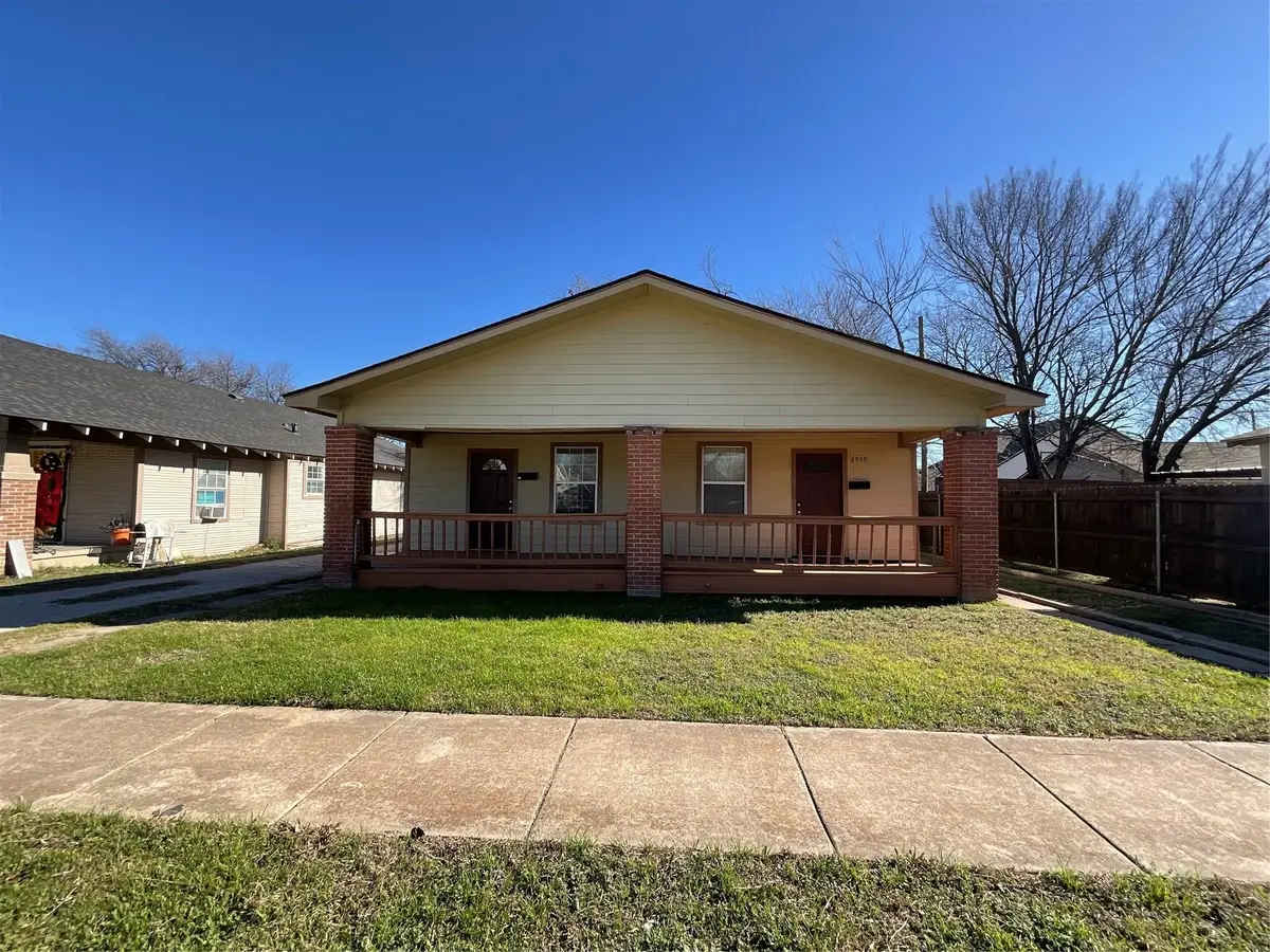 2937 S Adams Street, Fort Worth, TX 76110 - #1