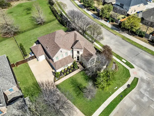 1105 Mallard Lakes Drive, McKinney, TX 75072