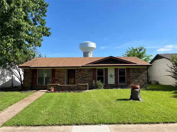 909 Wandering Way Drive, Allen, TX 75002