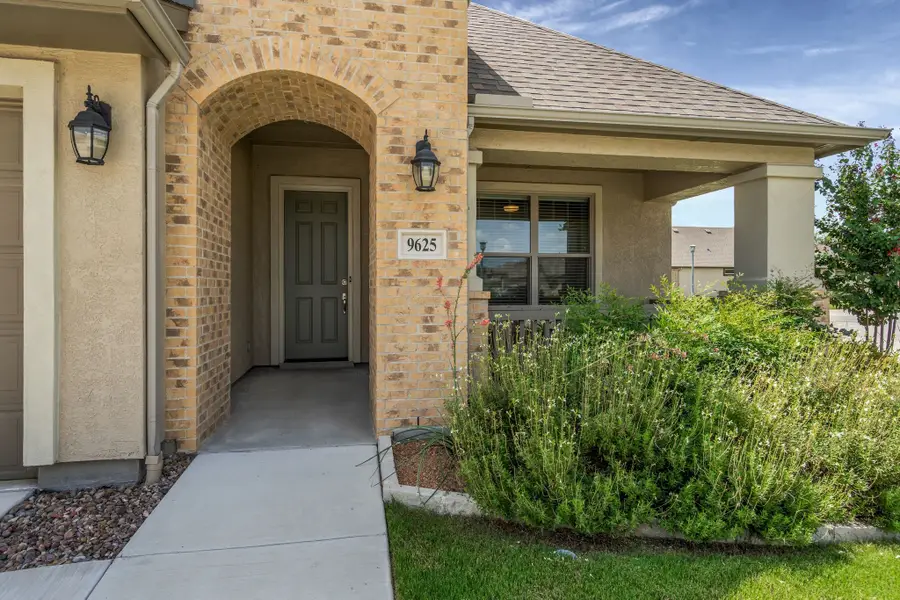 9625 Heartwood Drive, Denton, TX 76207 - #2
