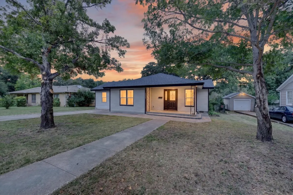 2029 Queen Street, Fort Worth, TX 76103 - #1