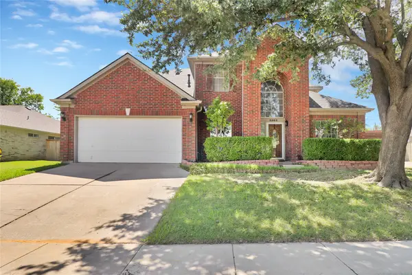 5502 Hyannis Drive, Arlington, TX 76018