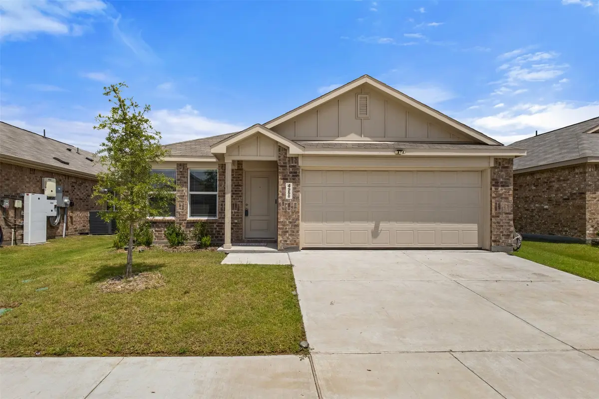 4958 Meadow Glen Drive, Ennis, TX 75119 - #1