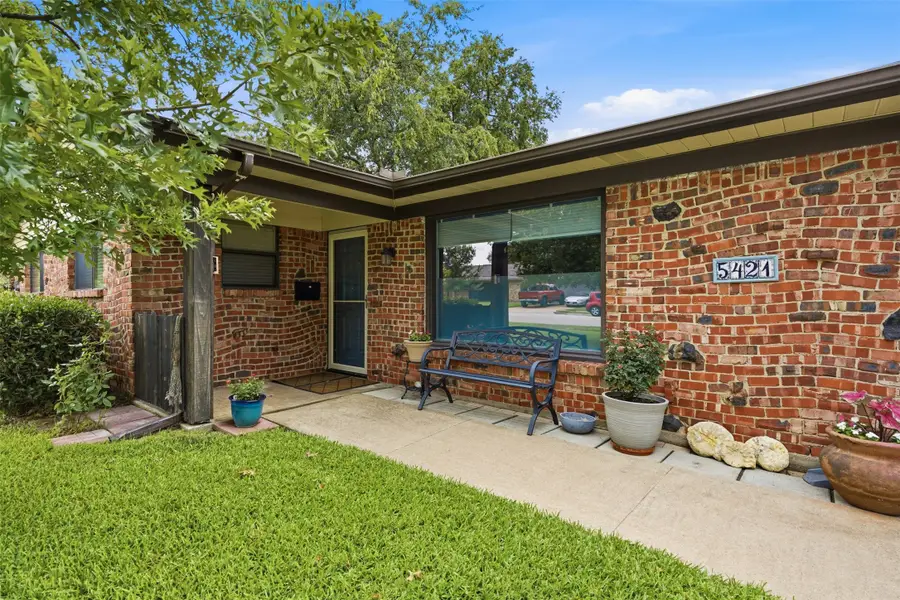 5421 Susan Lee Lane, North Richland Hills, TX 76180 - #2