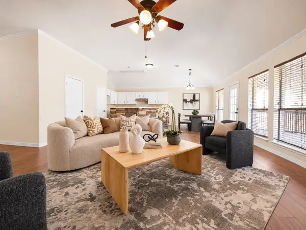 1010 Mediterranean Avenue, Midlothian, TX 76065