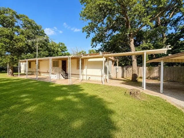 12109 Lunar Lane, Burleson, TX 76028 - #1