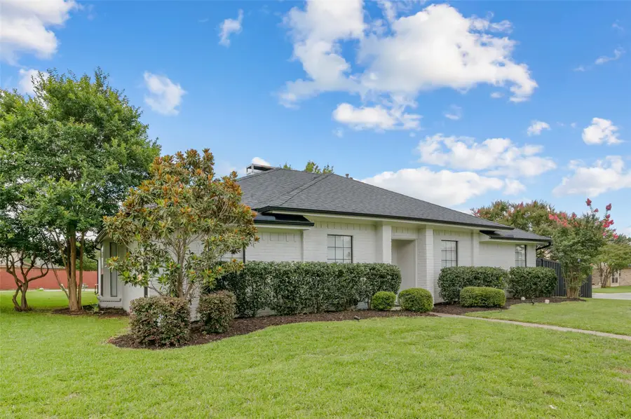 2600 Summertree Drive, Carrollton, TX 75006 - #2