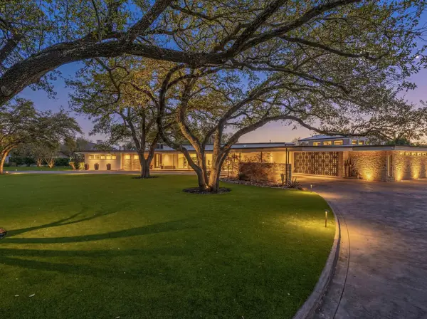4400 Ridgehaven Road, Fort Worth, TX 76116