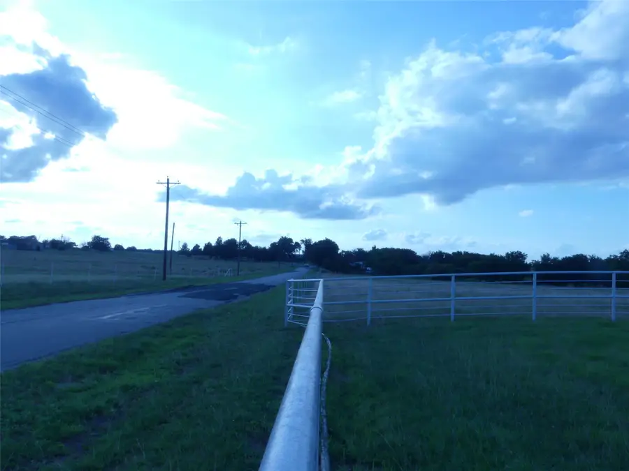 644 Macs Grocery Road, Bowie, TX 76230 - #2