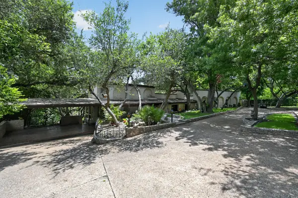 7044 Comanche Trail, Austin, TX 78732