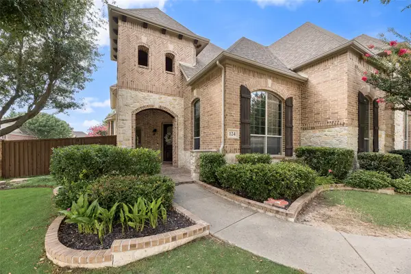 124 Crestbrook Drive, Rockwall, TX 75087