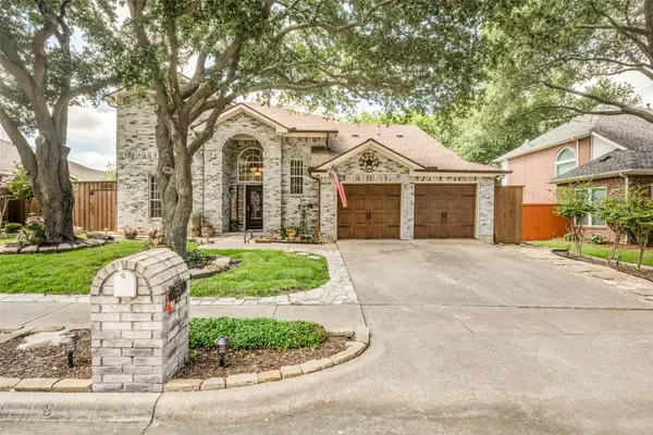 725 Crested Butte Trail, Flower Mound, TX 75028