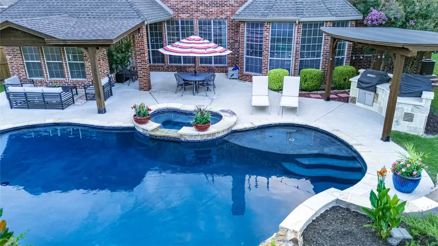 901 Woodcliff Drive, McKinney, TX 75072 - #2