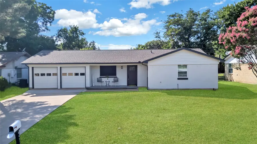 6437 Carousel Drive, Watauga, TX 76148 - #2