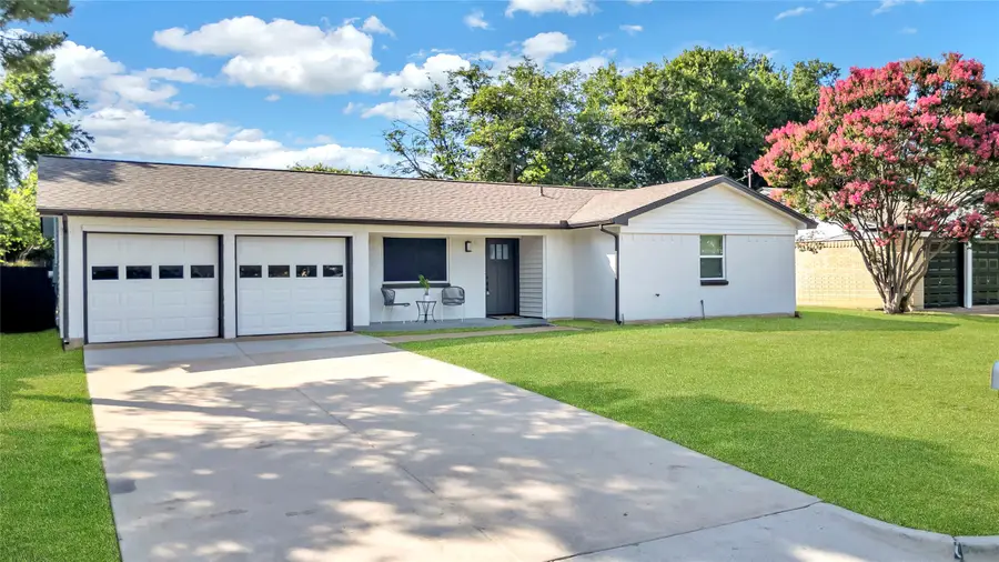6437 Carousel Drive, Watauga, TX 76148 - #3