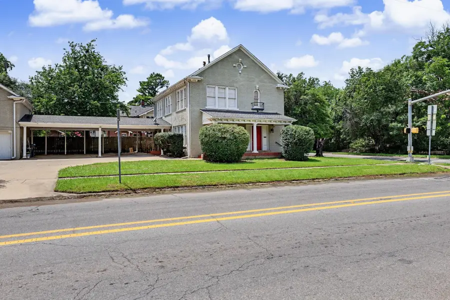 1100 W Morton Street, Denison, TX 75020 - #2