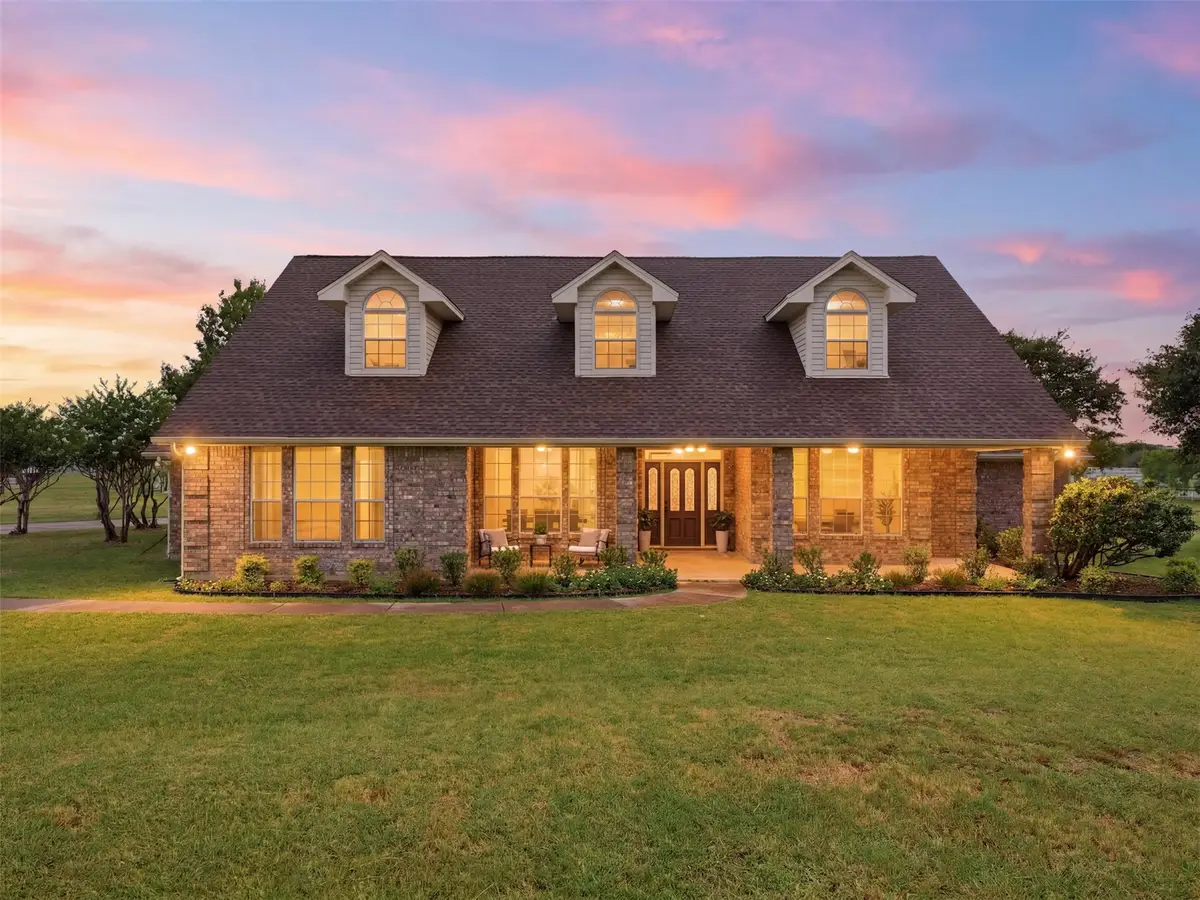 902 W Pioneer Circle, Argyle, TX 76226 - #1