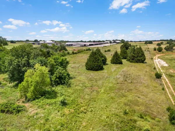 452 County Road 4196, Decatur, TX 76234