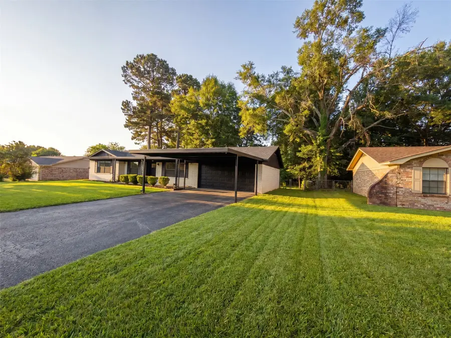 304 Harriett Street, Longview, TX 75605 - #3
