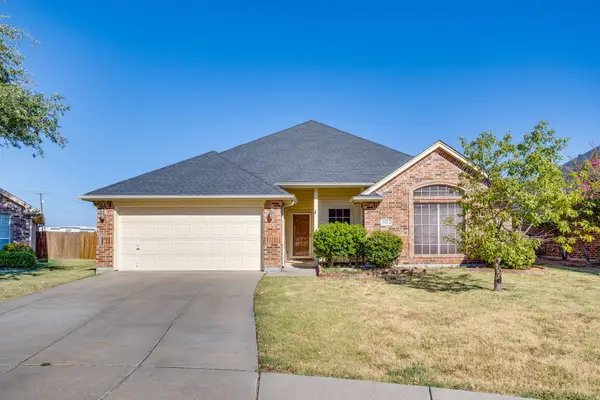 1032 Kingfish Drive, Burleson, TX 76028