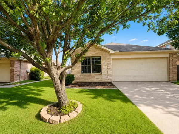 1249 Cottonwood Drive, Crowley, TX 76036