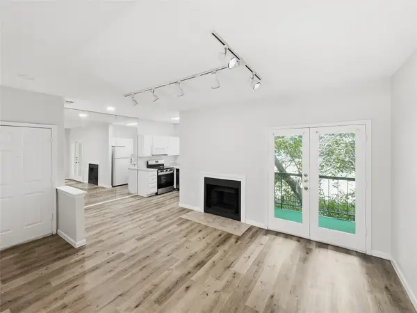 7126 Holly Hill Drive #210, Dallas, TX 75231