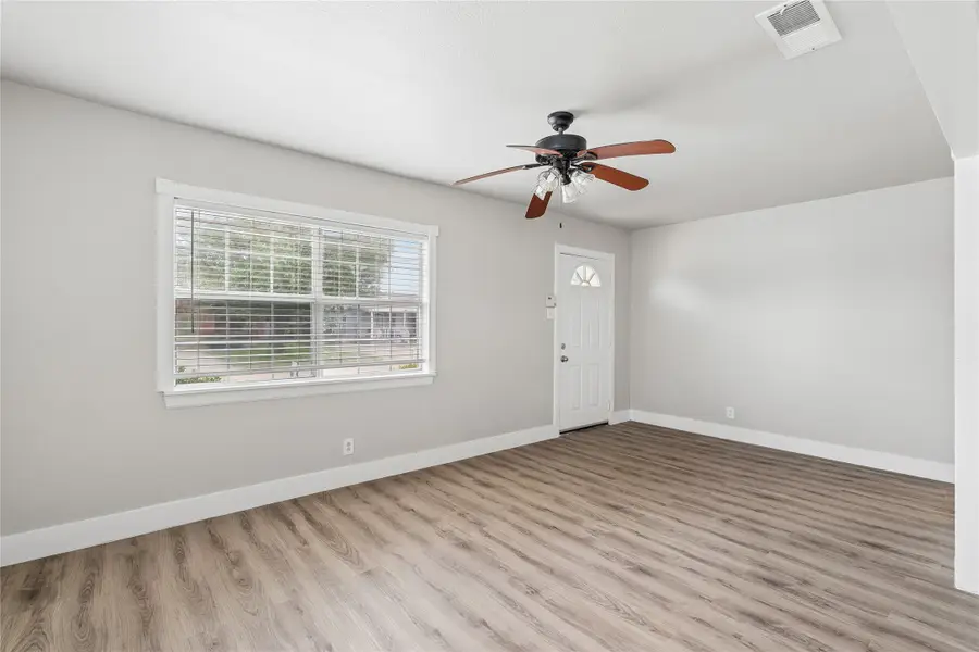 509 Clark Street, Garland, TX 75040 - #3