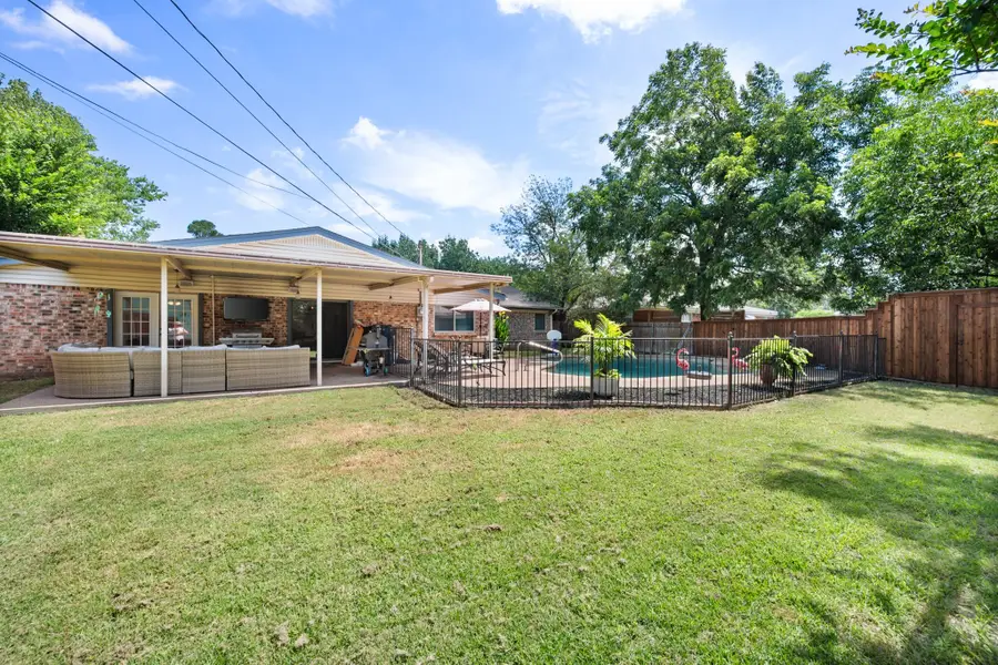6736 Corona Drive, North Richland Hills, TX 76180 - #2