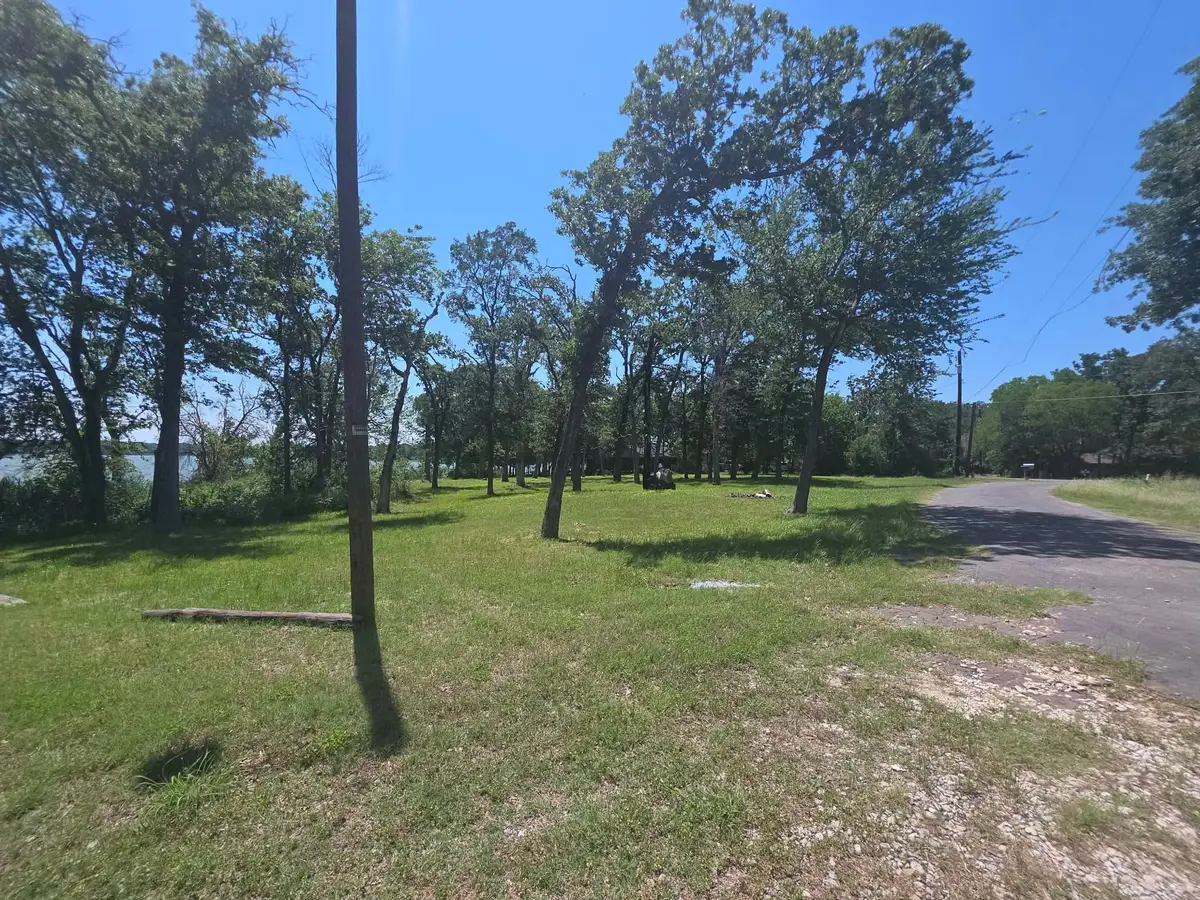 11 B Cedar Street, Mexia, TX 76667 - #1