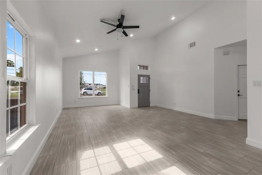 5120 Elgin Street, Fort Worth, TX 76105 - #3