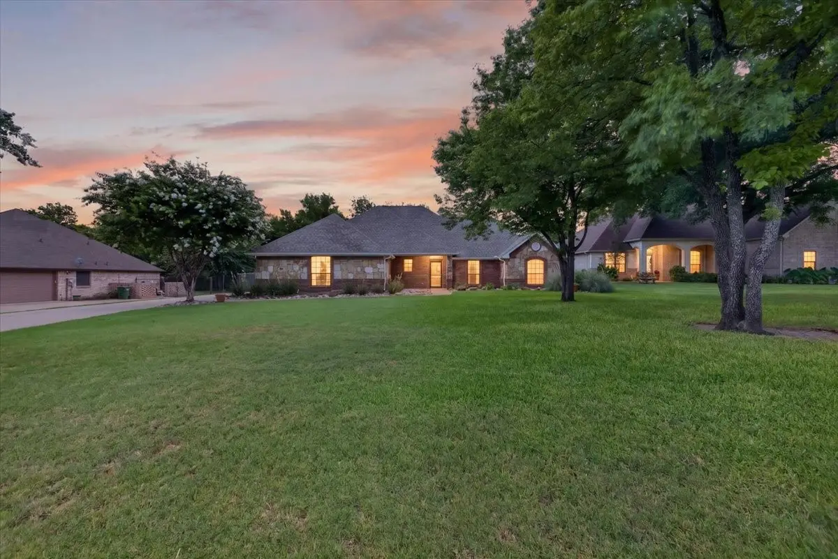 110 Heritage Place, Glen Rose, TX 76043 - #1