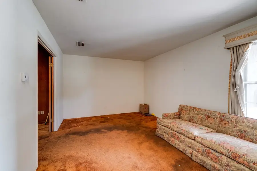 417 Keats Circle, Irving, TX 75061 - #3