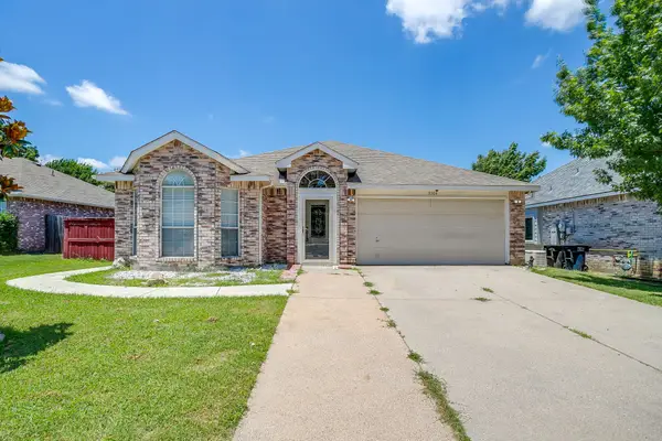 8304 Clearbrook Drive, Fort Worth, TX 76123