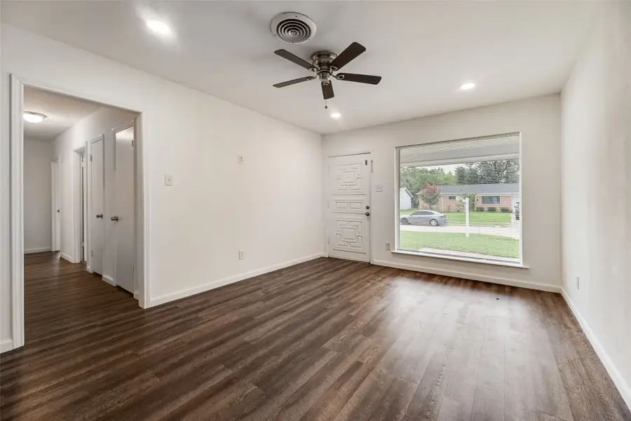 730 Cindy Lane, Grand Prairie, TX 75052 - #2