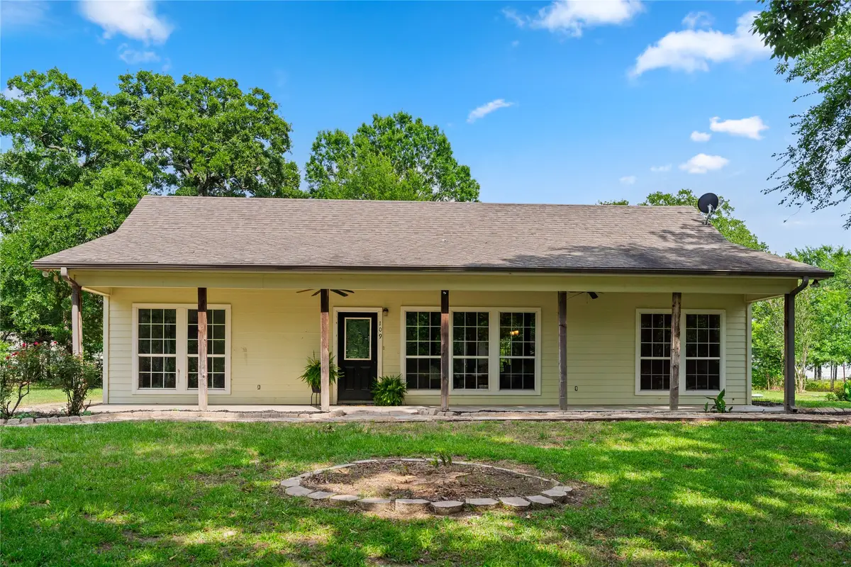 109 Rs County Road 3319, Emory, TX 75440 - #1