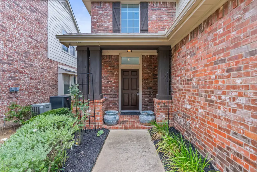 325 Kirby Drive, Argyle, TX 76226 - #2