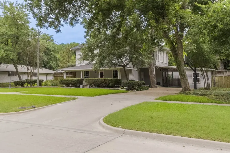 708 W Marvin Avenue, Waxahachie, TX 75165 - #2