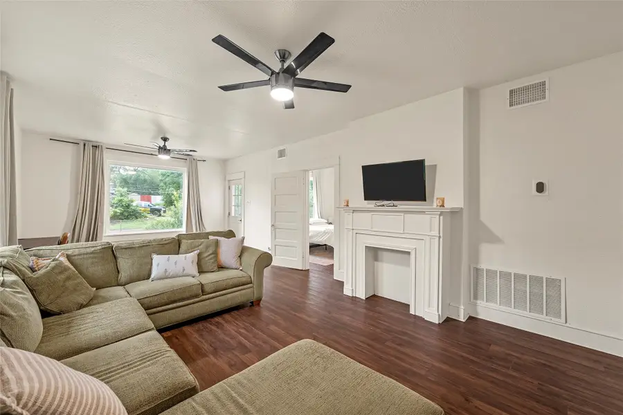 1609 Reuter Avenue, Waco, TX 76708 - #3