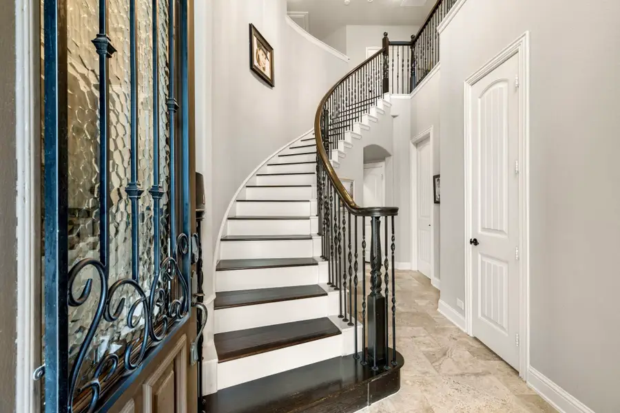 416 Grail Castle Drive, Lewisville, TX 75056 - #3